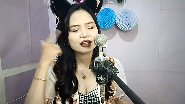 Snapshot of FerminaBoutwell chatting on May 2026 09:13:02 AM FerminaBoutwell online show from May 2026 09:13:02 AM