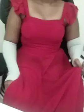 Snapshot of silksmitha- chatting on May 2026 11:26:01 AM silksmitha- online show from May 2026 11:26:01 AM