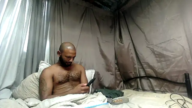 Camodick online show from March 2026 06:18:01 AM