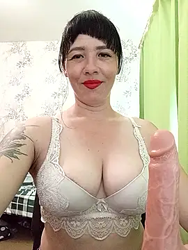 Snapshot of -KARINA-LOVE- chatting on June 2026 04:32:02 AM -KARINA-LOVE- online show from June 2026 04:32:02 AM