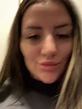 SophiePale online show from April 2026 09:36:01 AM