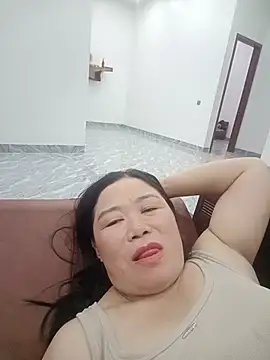 -Lytina- online show from May 2026 01:52:01 PM