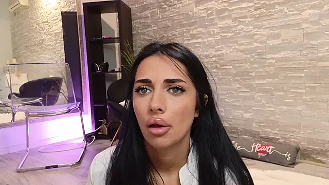 VanessaVosss online show from May 2026 05:54:02 PM