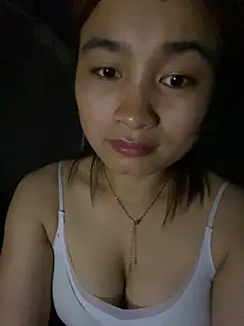 Cute-Sexyy online show from May 2026 03:17:01 PM