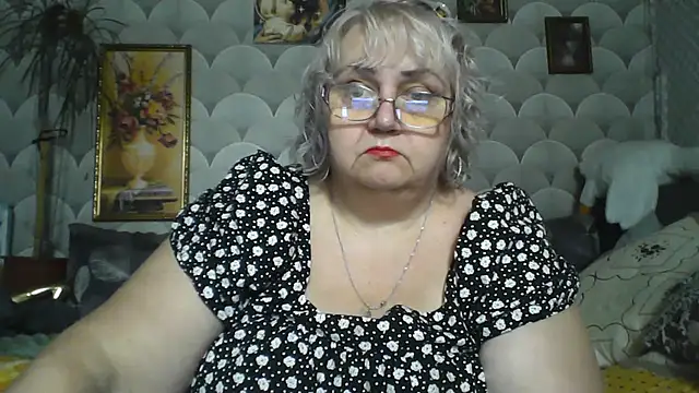 MarinaFarina53 online show from July 2026 12:53:02 PM