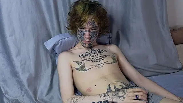 Snapshot of Emo___boy chatting on July 2026 10:48:01 PM Emo boy online show from July 2026 10:48:01 PM