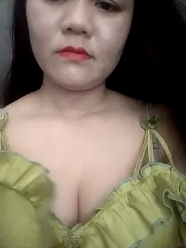 Snapshot of Miami_sexx chatting on May 2026 05:51:01 PM Miami sexx online show from May 2026 05:51:01 PM