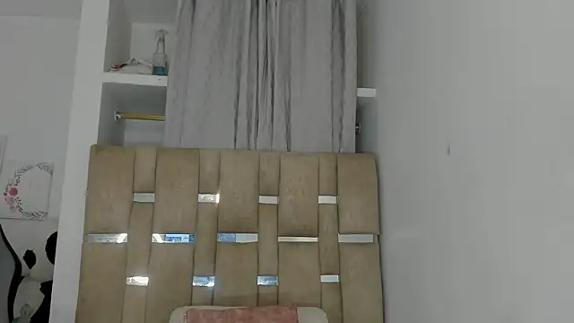 Snapshot of AnahiMiller2 chatting on June 2026 07:45:01 PM AnahiMiller2 online show from June 2026 07:45:01 PM