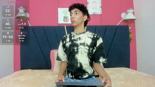 Snapshot of ero_boy40 chatting on July 2026 06:38:01 AM ero boy40 online show from July 2026 06:38:01 AM