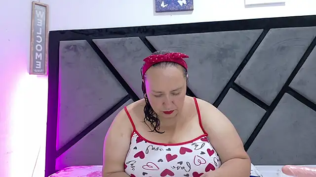 Natasha2603 online show from June 2026 10:37:01 PM