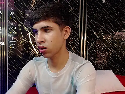 Snapshot of joshua_saenz_ chatting on May 2026 08:26:02 PM joshua saenz online show from May 2026 08:26:02 PM