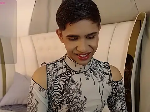 Snapshot of joshua_saenz_ chatting on July 2026 07:41:02 PM joshua saenz online show from July 2026 07:41:02 PM