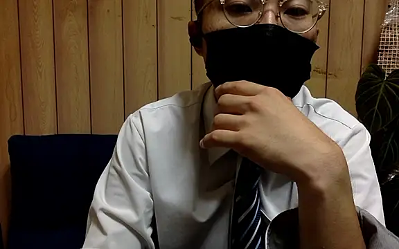 Snapshot of swonpark chatting on May 2026 12:21:02 PM swonpark online show from May 2026 12:21:02 PM