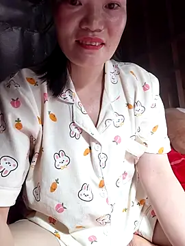 Snapshot of -Trici- chatting on June 2026 10:08:01 PM -Trici- online show from June 2026 10:08:01 PM