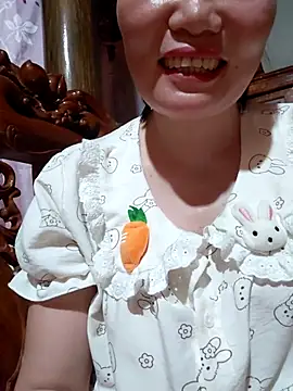 Snapshot of -Trici- chatting on June 2026 11:24:02 AM -Trici- online show from June 2026 11:24:02 AM