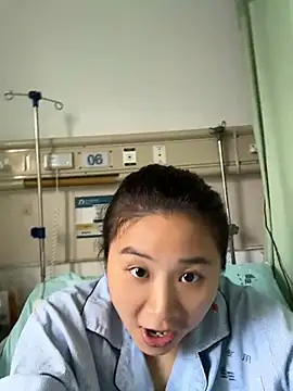 Snapshot of Iridessa- chatting on June 2026 10:59:01 PM Iridessa- online show from June 2026 10:59:01 PM