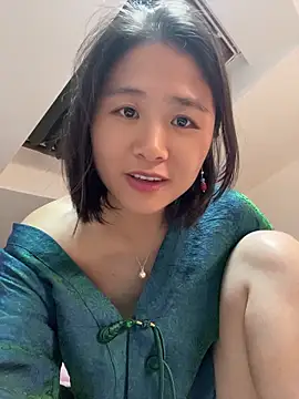 Snapshot of Iridessa- chatting on July 2026 03:03:02 PM Iridessa- online show from July 2026 03:03:02 PM