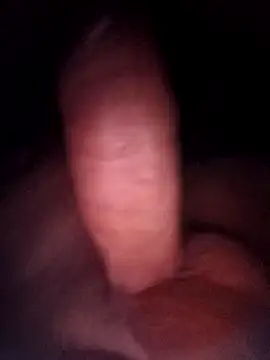 Snapshot of D3G3N3R4T3M chatting on May 2026 04:28:01 AM D3G3N3R4T3M online show from May 2026 04:28:01 AM