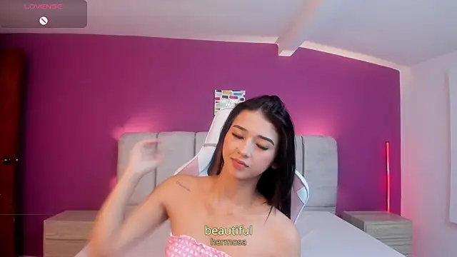 Snapshot of Littlee_Mia chatting on May 2026 11:59:01 AM Littlee Mia online show from May 2026 11:59:01 AM