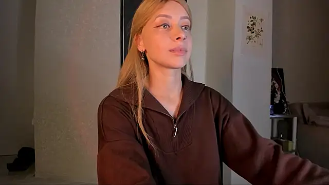 Snapshot of Jane_Bright chatting on March 2025 09:10:02 PM Jane Bright online show from March 2025 09:10:02 PM