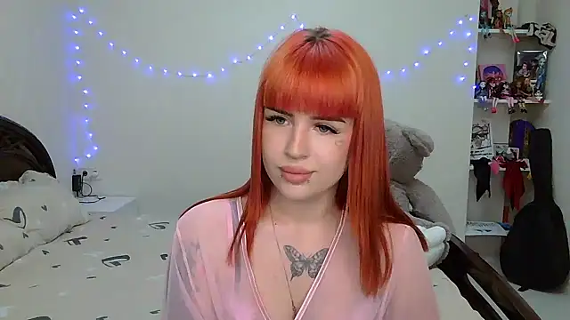 Snapshot of VelvetEmber chatting on May 2026 02:45:01 PM VelvetEmber online show from May 2026 02:45:01 PM
