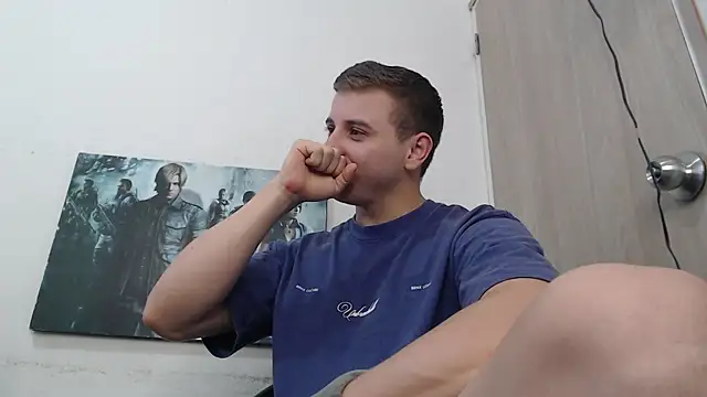 Snapshot of Draco_boy chatting on June 2026 11:09:02 PM Draco boy online show from June 2026 11:09:02 PM