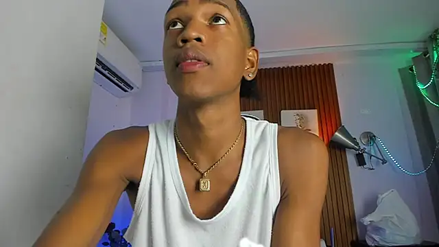 Afrowayuu online show from June 2026 05:24:02 PM
