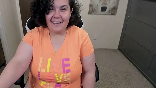 Snapshot of SweetPuertoRicanBliss chatting on May 2026 01:12:01 AM SweetPuertoRicanBliss online show from May 2026 01:12:01 AM