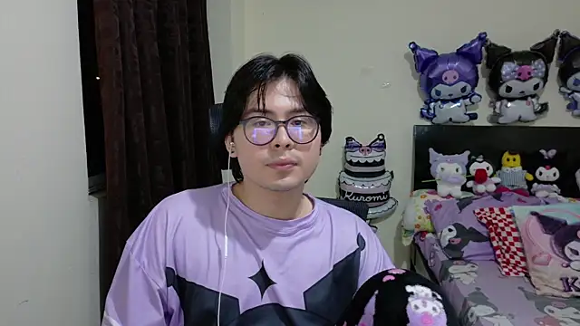 Snapshot of kuromi_boy chatting on June 2026 04:38:02 AM kuromi boy online show from June 2026 04:38:02 AM