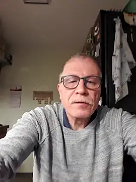 Snapshot of NextAct92 chatting on May 2026 01:58:01 AM NextAct92 online show from May 2026 01:58:01 AM