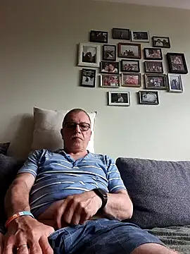 Snapshot of NextAct92 chatting on May 2026 04:30:02 AM NextAct92 online show from May 2026 04:30:02 AM
