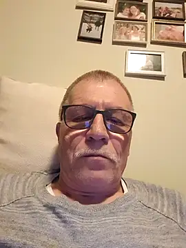 Snapshot of NextAct92 chatting on May 2026 09:20:01 PM NextAct92 online show from May 2026 09:20:01 PM