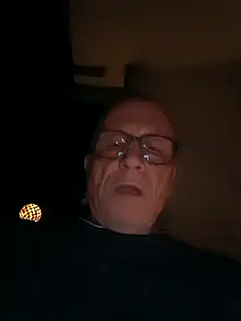 Snapshot of NextAct92 chatting on May 2026 11:10:01 PM NextAct92 online show from May 2026 11:10:01 PM