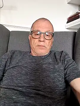 Snapshot of NextAct92 chatting on June 2026 10:21:02 AM NextAct92 online show from June 2026 10:21:02 AM