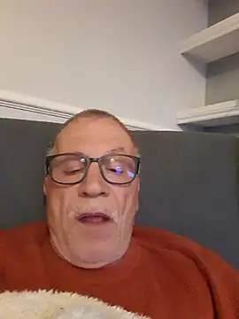 Snapshot of NextAct92 chatting on June 2026 08:52:01 PM NextAct92 online show from June 2026 08:52:01 PM