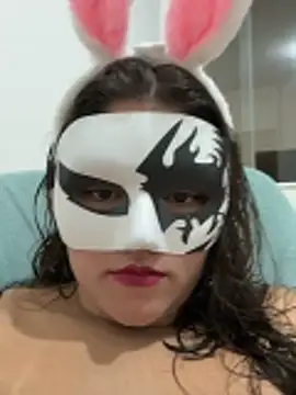 cherrybr01 online show from June 2026 01:32:02 AM