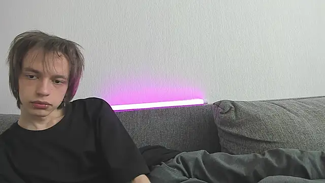 Snapshot of Nolan_Sagee chatting on May 2026 06:42:02 AM Nolan Sagee online show from May 2026 06:42:02 AM