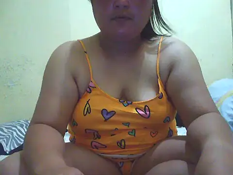 Snapshot of xsweetlover69x chatting on May 2026 08:43:02 AM xsweetlover69x online show from May 2026 08:43:02 AM