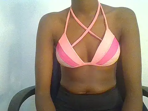 Snapshot of Roybaee chatting on May 2026 09:05:02 PM Roybaee online show from May 2026 09:05:02 PM