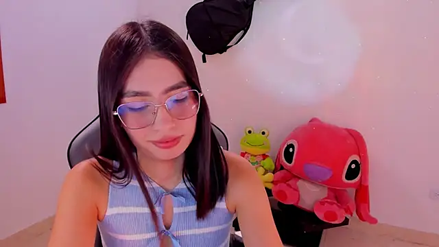 Scarleth Ferrec online show from June 2026 08:00:01 PM