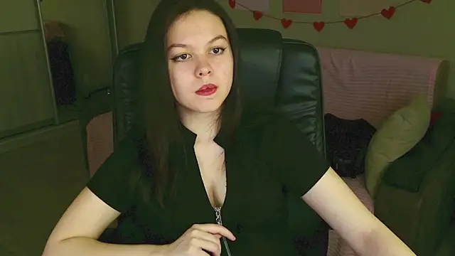 DelarySong online show from May 2026 07:10:02 PM