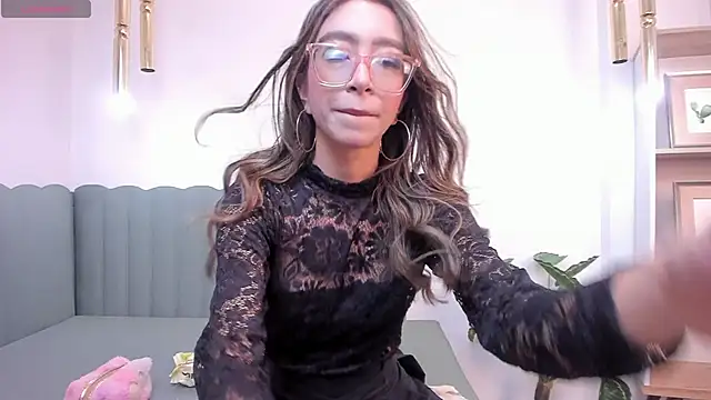 HannaCarttier  online show from June 2026 12:08:01 PM