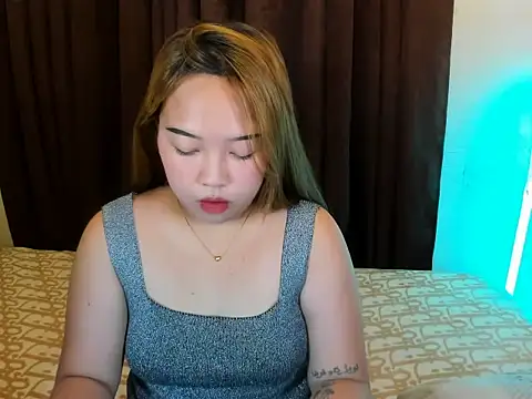 Snapshot of Anne_licous chatting on May 2026 02:41:02 AM Anne licous online show from May 2026 02:41:02 AM