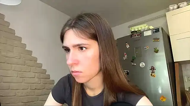 ZaraGuyette online show from May 2026 05:23:02 AM