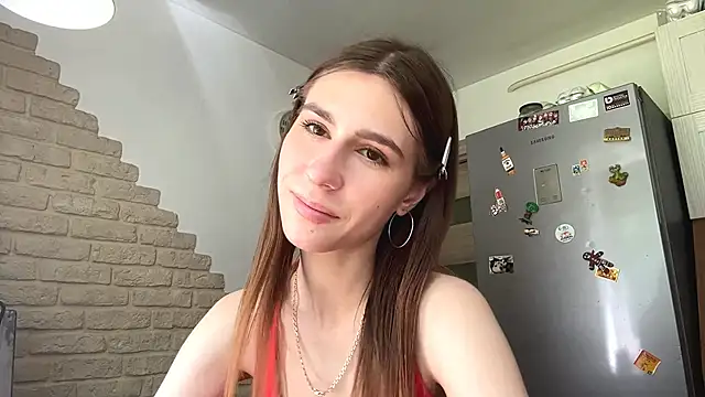 ZaraGuyette online show from June 2026 12:07:02 PM