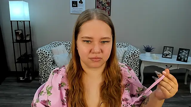 DianaKristol online show from May 2026 06:27:01 PM