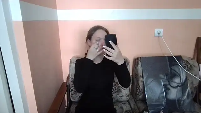 Snapshot of JulianeHedgpeth chatting on May 2026 11:08:02 AM JulianeHedgpeth online show from May 2026 11:08:02 AM