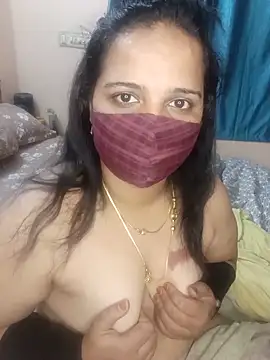 Snapshot of pirainilla chatting on May 2026 03:27:01 PM pirainilla online show from May 2026 03:27:01 PM
