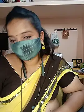 Snapshot of pirainilla chatting on July 2026 04:46:02 PM pirainilla online show from July 2026 04:46:02 PM