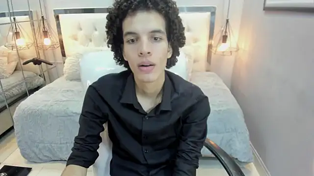 Snapshot of felix_haze chatting on May 2026 05:53:01 PM felix haze online show from May 2026 05:53:01 PM